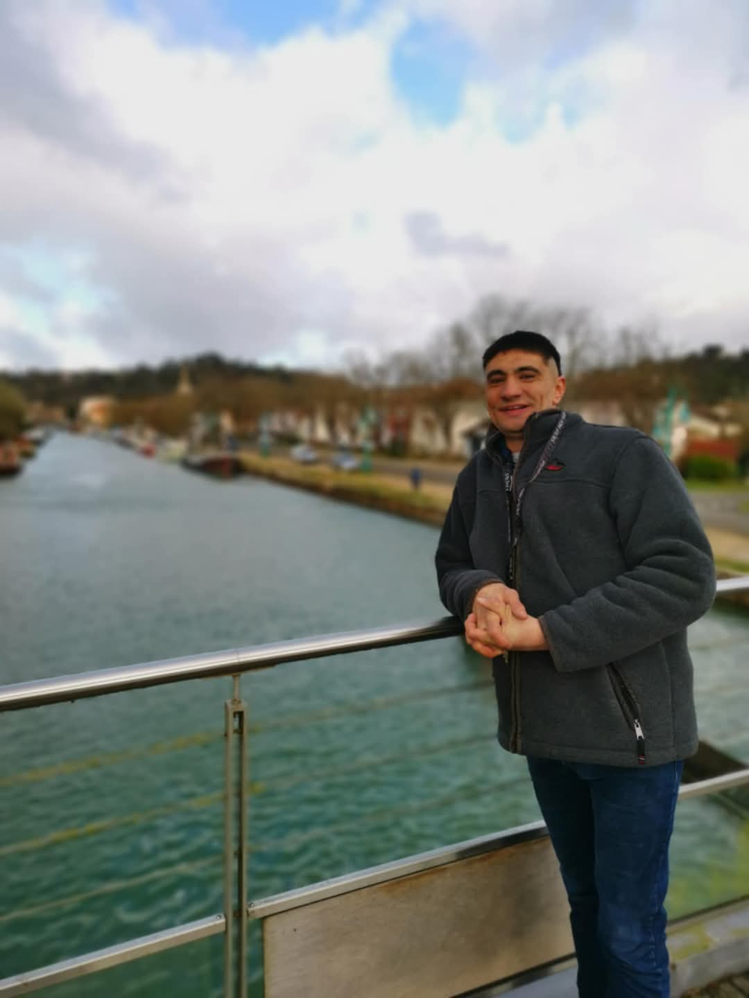 Chaine - Saint-Memmie - Marne | Rencontre